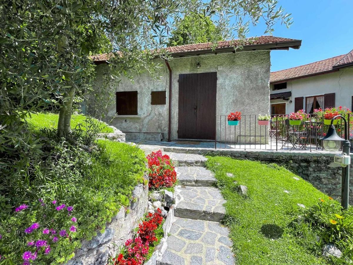 Breva Loft Tra Gli Ulivi Ed Il Lago بيلاجيو المظهر الخارجي الصورة